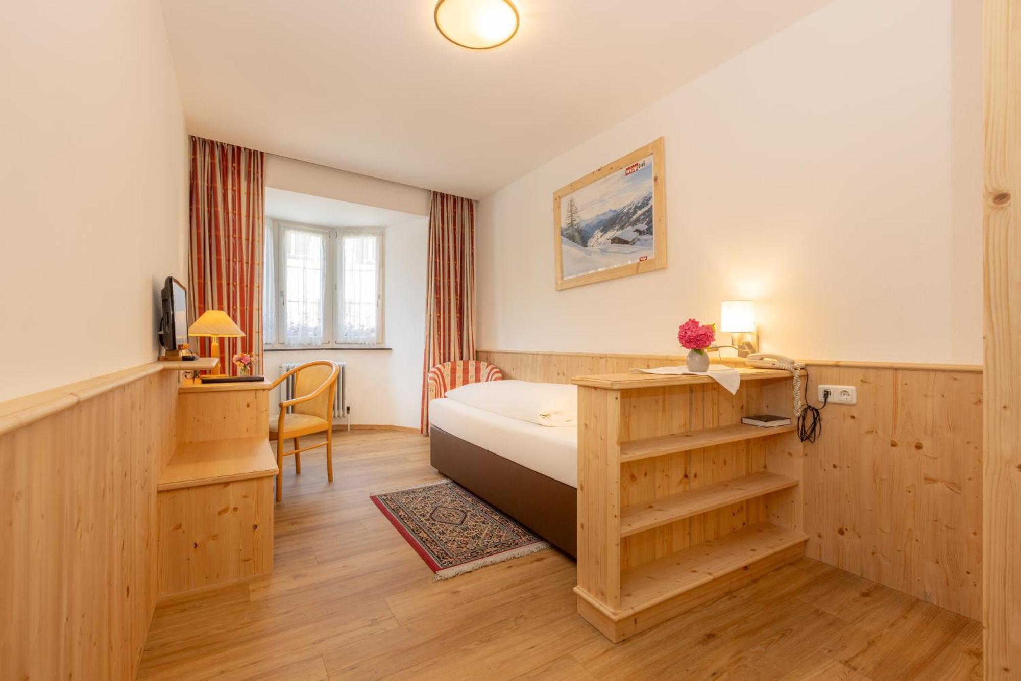 Hotel Krone Matrei am Brenner Εξωτερικό φωτογραφία