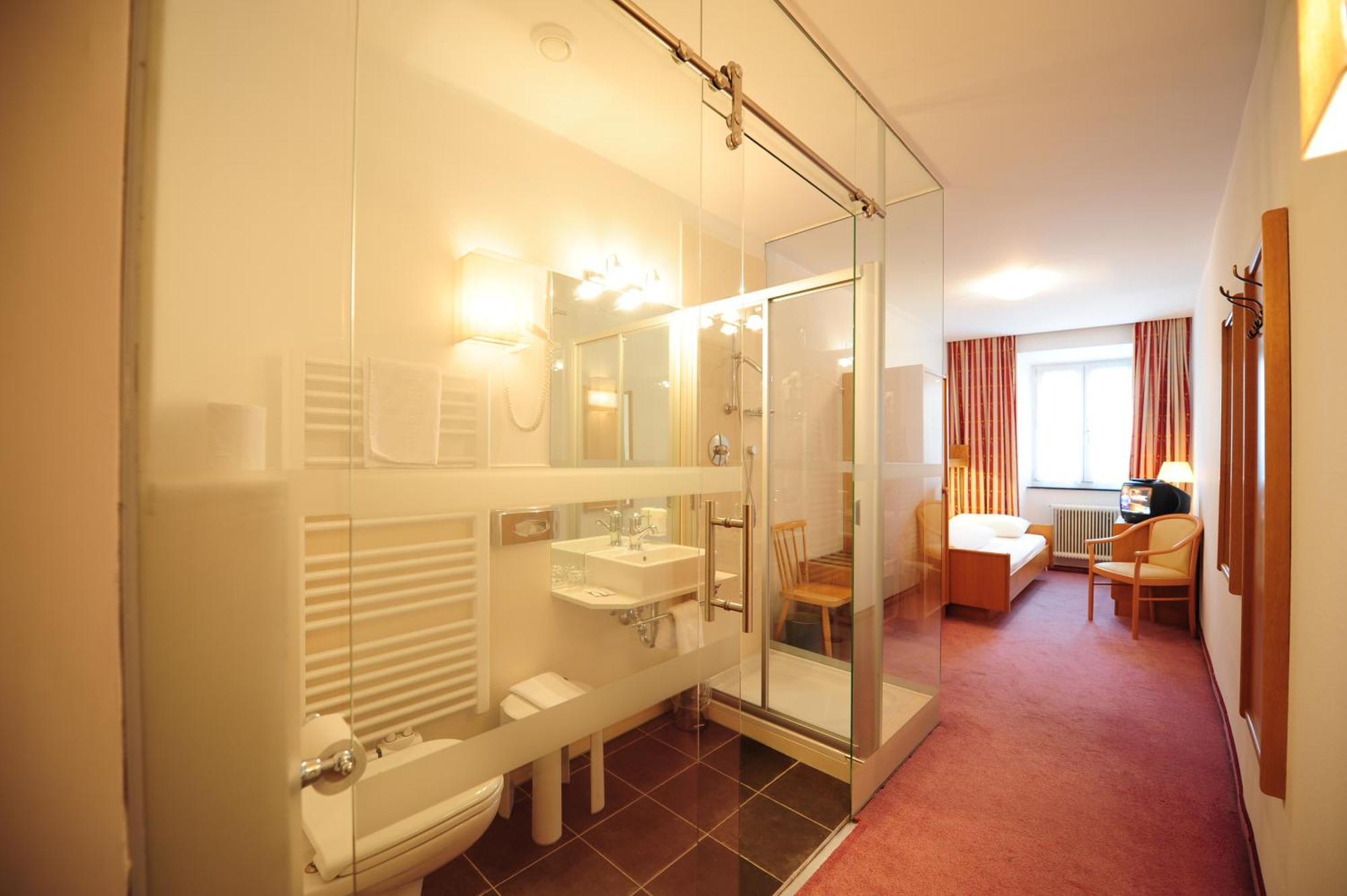 Hotel Krone Matrei am Brenner Εξωτερικό φωτογραφία