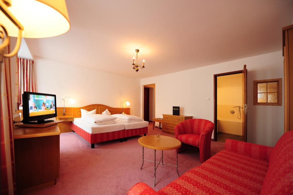 Hotel Krone Matrei am Brenner Εξωτερικό φωτογραφία