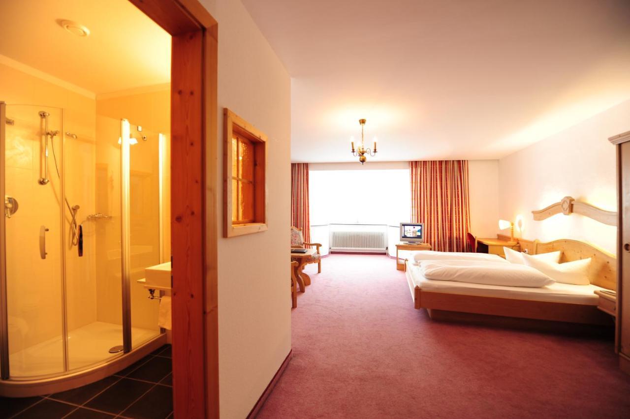 Hotel Krone Matrei am Brenner Εξωτερικό φωτογραφία