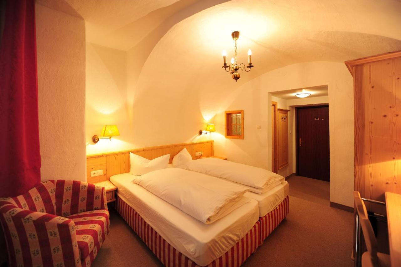 Hotel Krone Matrei am Brenner Εξωτερικό φωτογραφία
