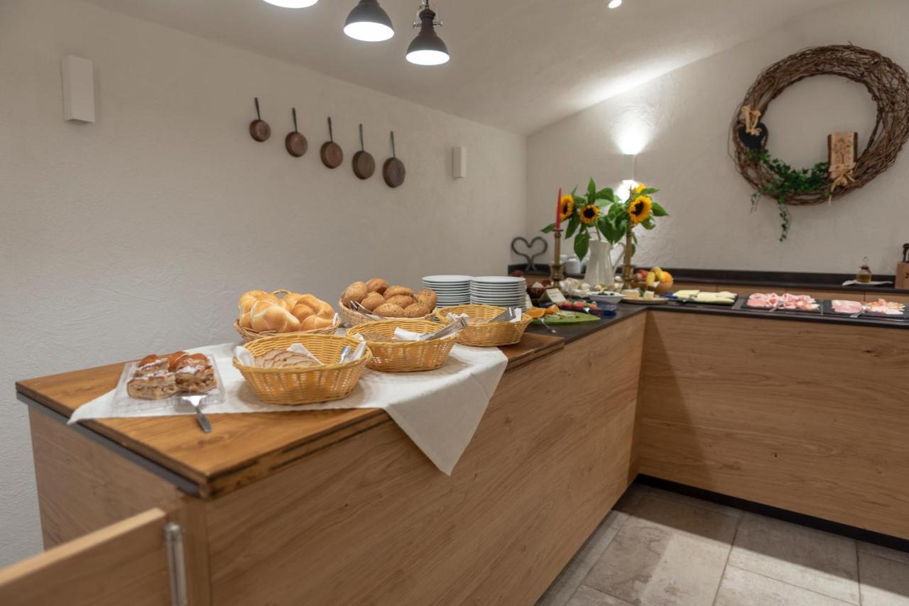 Hotel Krone Matrei am Brenner Εξωτερικό φωτογραφία