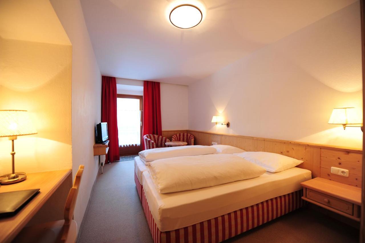 Hotel Krone Matrei am Brenner Εξωτερικό φωτογραφία