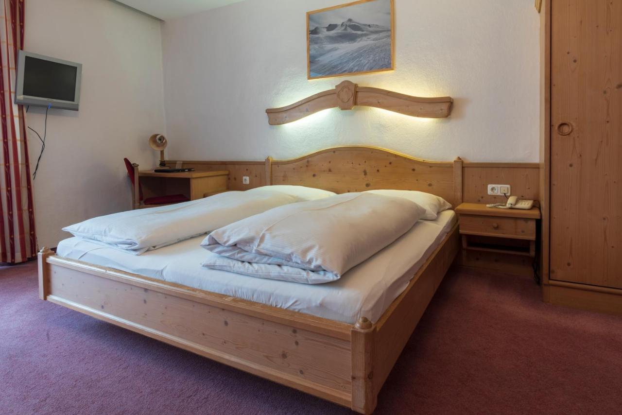 Hotel Krone Matrei am Brenner Εξωτερικό φωτογραφία